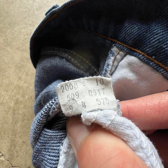 Vintage Medium Wash Levi’s 509 0917 Jeans 32x30” (31x29.5”) - Picture 4 of 8
